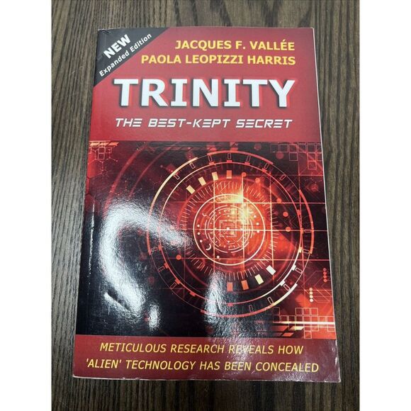 TRINITY: The Best-Kept Secret by Harris, Paola Leopizzi Paperback Book HTF! - Picture 1 of 11